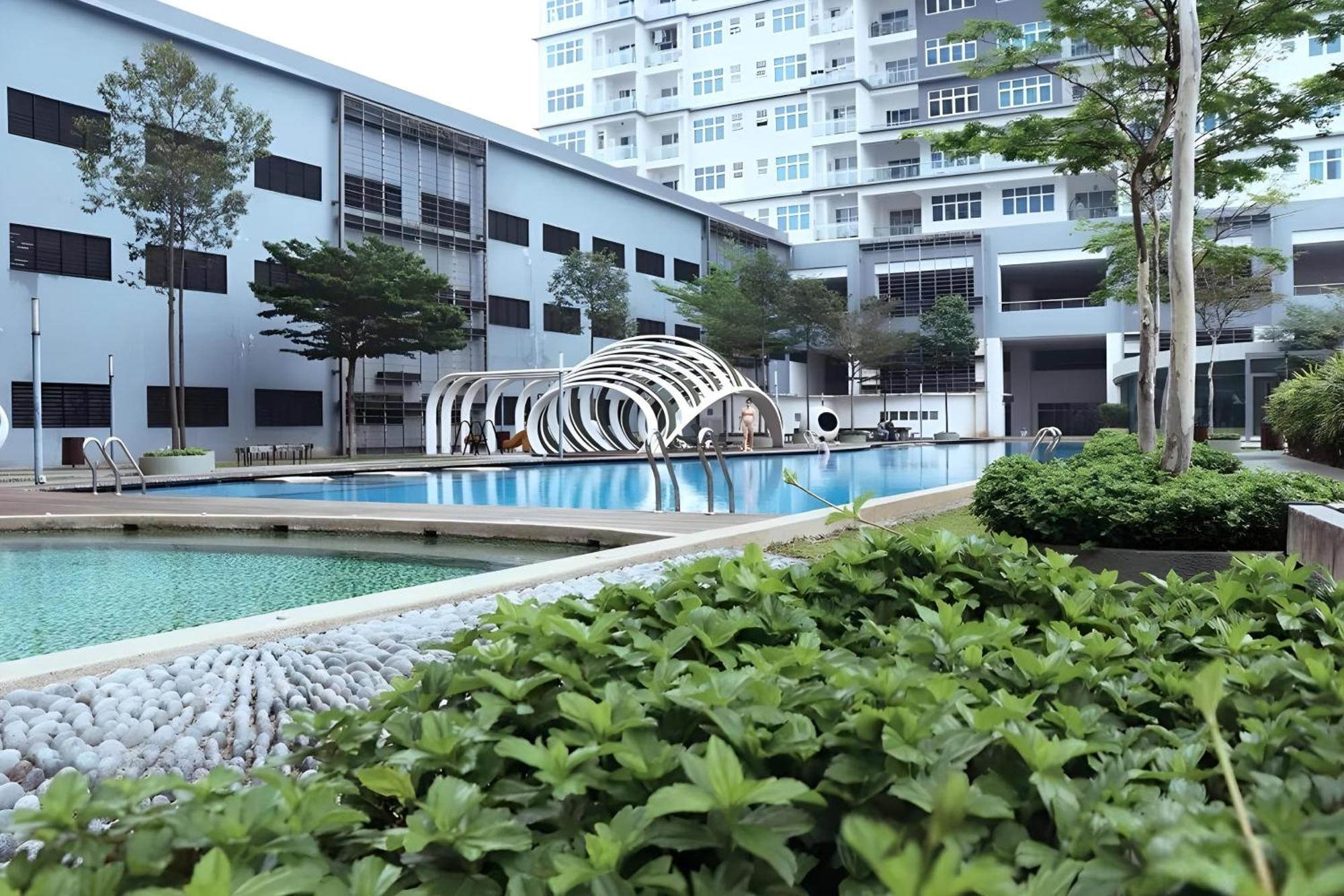 Le Thompson - Puchong Center Ioi Mall Exteriér fotografie